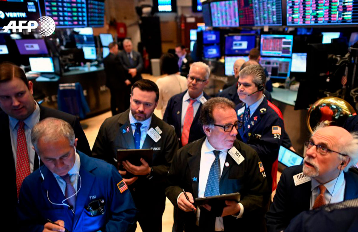 agentes_de_bolsa_en_wall_street.jpg