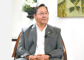 El presidente Luis Arce en entrevista con Cadena A, en la Casa Grande del Pueblo.