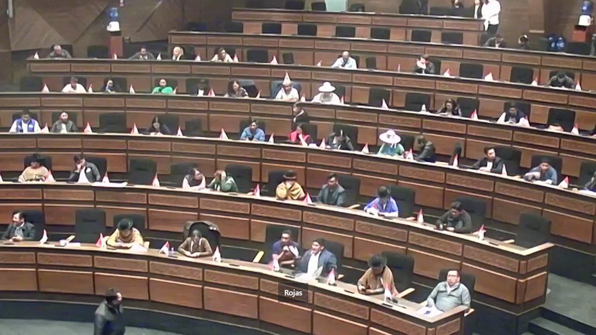 Diputados debaten sobre la ‘Ley del Oro’ y Alarcón habla de ‘dictadura’