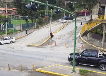 Alcaldía cierra Av. Los Sargentos por 10 días por riesgo estructural