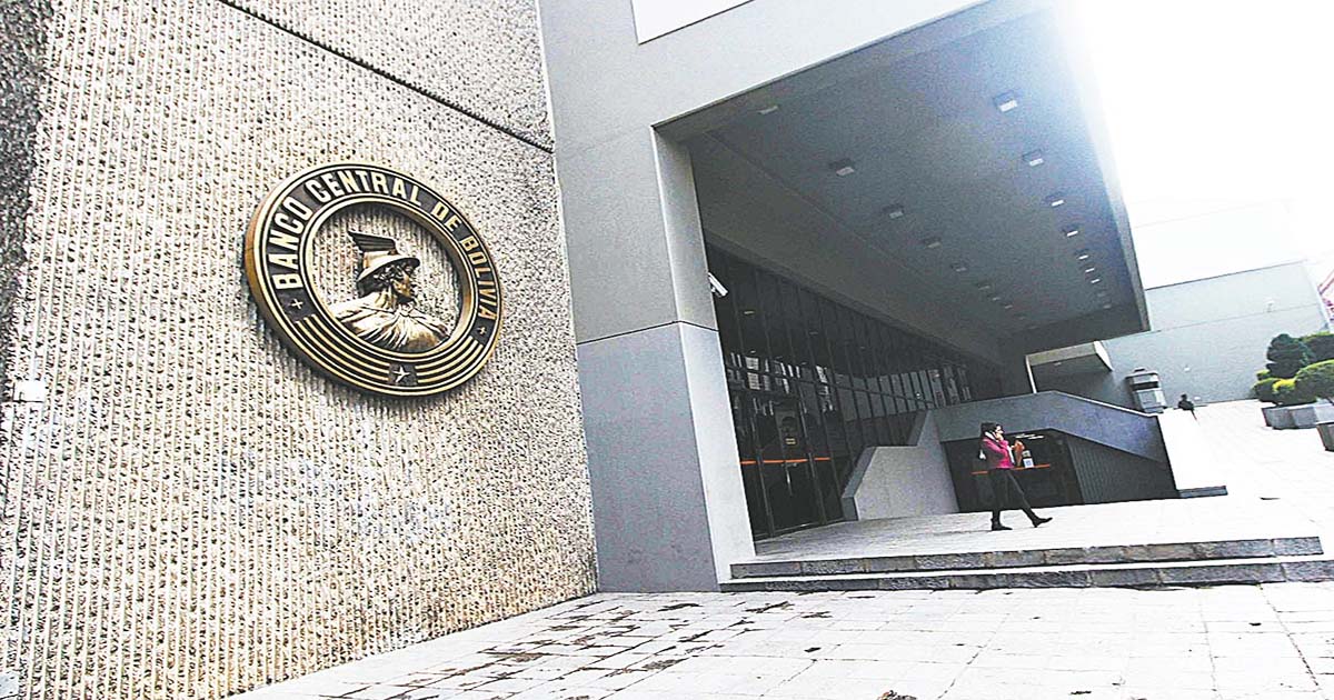 El G8 moderniza el transporte interdepartamental