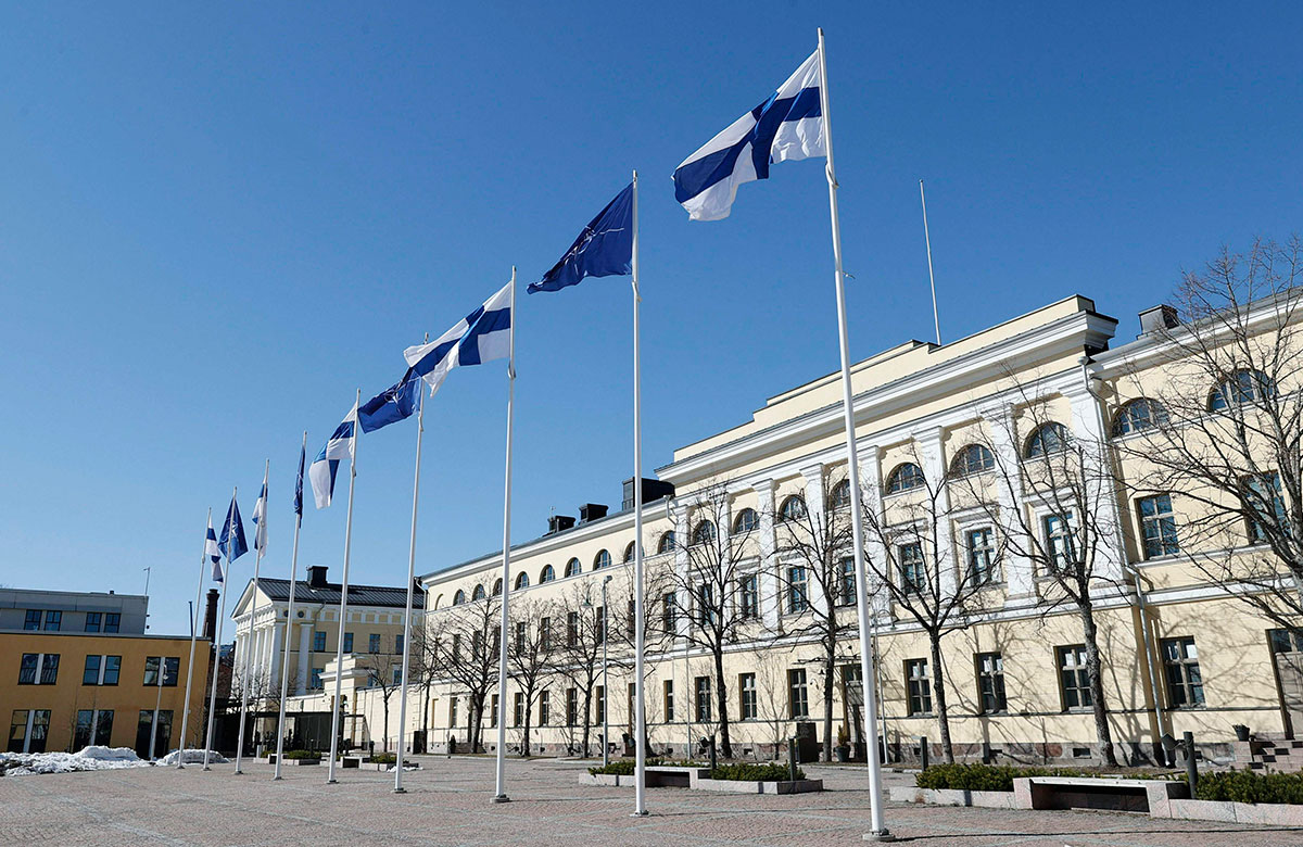 bandera_de_finlandia_otan.jpg