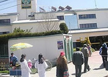 Siete trabajadores despedidos del sector salud serán reincorporados