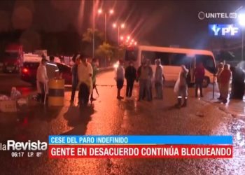 Descontentos con la decisión de Calvo mantuvieron bloqueos en la madrugada
