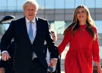 boris_johnson_y_su_esposa_carrie.jpg
