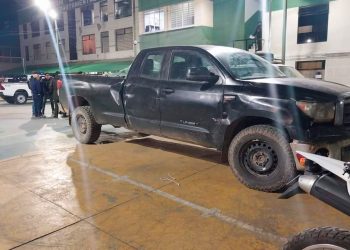 camioneta_con_la-que_mataron_a_policia.jpg