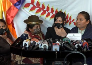El MAS presenta proyecto de ley para que la flor del patujú sea reconocida como bandera nacional