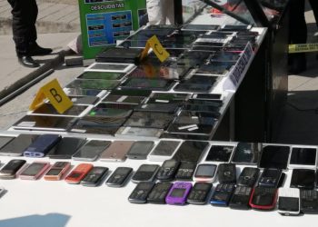 Imagen referencial. La Fuerza Especial de Lucha Contra el Crimen (FELCC) recuperó 250 celulares. Foto: Policia Boliviana