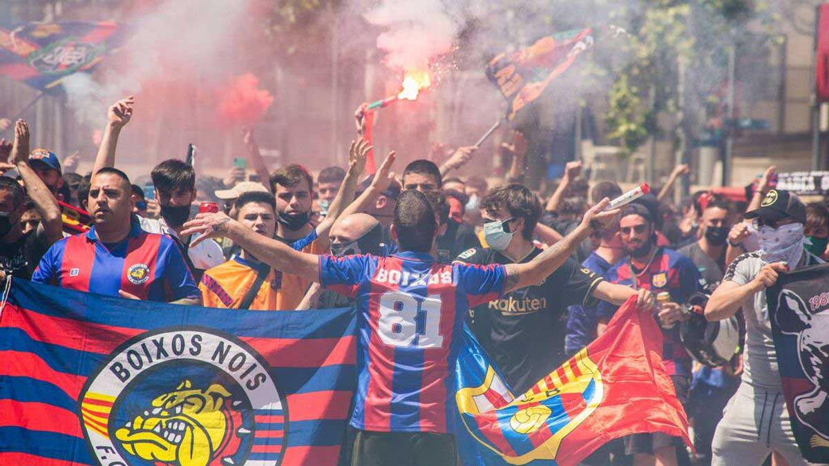Detenidos 14 miembros de los Boixos Nois, hinchas radicales del Barcelona