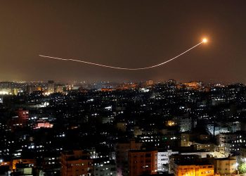 cohete_lanzado_desde_gaza.jpg