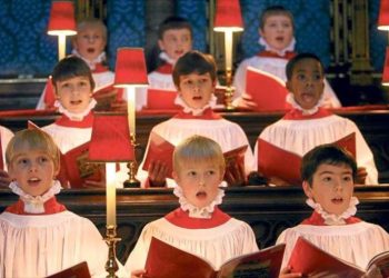El milenario coro católico alemán de Ratisbona se abre a las niñas