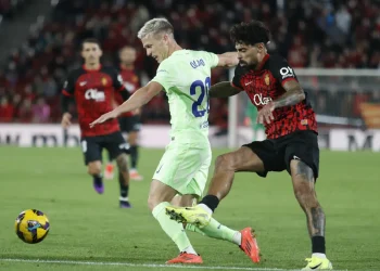 Dani Olmo, duda para el Clásico por una lesión en el gemelo