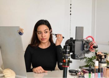 Debasree Banerjee, una de las populares influencers indias. Foto: AFP