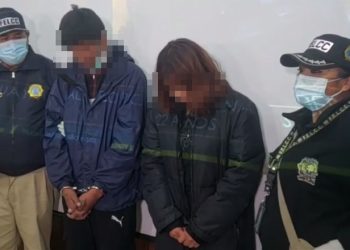 La Policía presenta a los dos presuntos descuartizadores de un estudiante de la UPEA