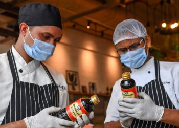 Gigante japonés quiere hacer de la salsa de soja ‘el ketchup de la India’