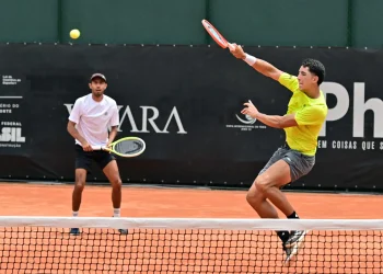 Zeballos avanza a la final de dobles del Challenger de Curitiba