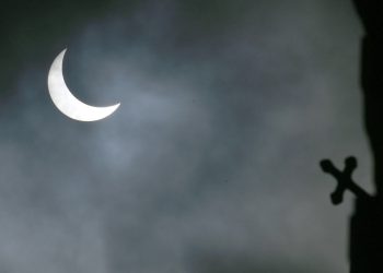 El eclipse solar que se vio en partes de Australia, Indonesia y Timor Oriental. Foto: AFP