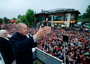erdogan_se_dirige-a_sus_seguidores.jpg.jpg