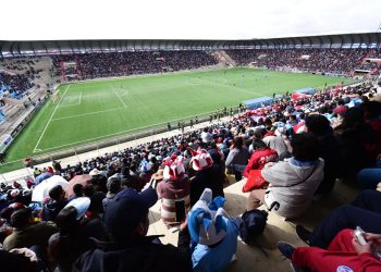 iluminación_estadio_el alto_junio