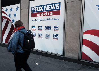 Fox News puso fin a un juicio por difamación. Foto: AFP