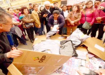 Tras la elección del 20 de octubre de 2019, hubo la distorsión de ver en el material electoral usado la prueba del ‘fraude’ electoral