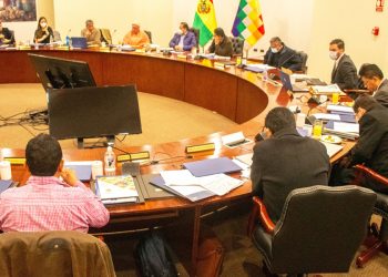 Arce y sus ministros analizan las pérdidas ocasionadas por el paro indefinido