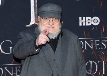 George R.R. Martin promete un nuevo final de ‘Juego de tronos’ sus libros
