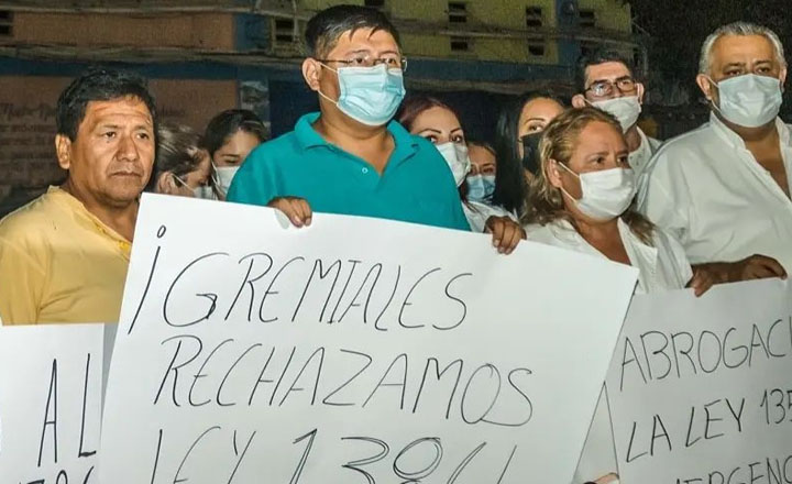 Comienza el anunciado paro, la Policía registra 87 puntos de bloqueo en dos regiones