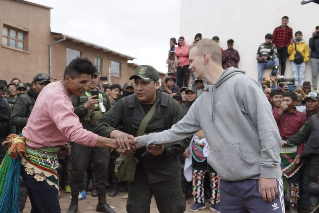 Noquean Gringo en Macha