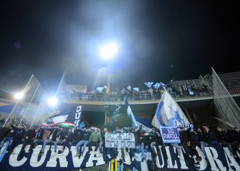 hinchas_presidente_napoles
