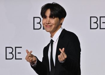 J-Hope, integrante de BTS que inicia el servicio militar este martes. Foto: AFP