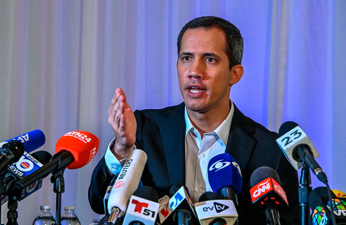 juan_guaido_en_rueda_de_prensa.jpg