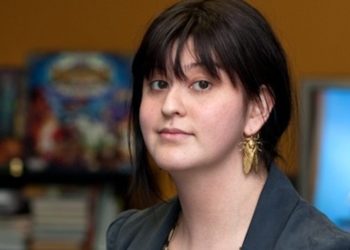 Xbox ficha a la desarrolladora de Portal, Kim Swift, para crear juegos nativos en la nube