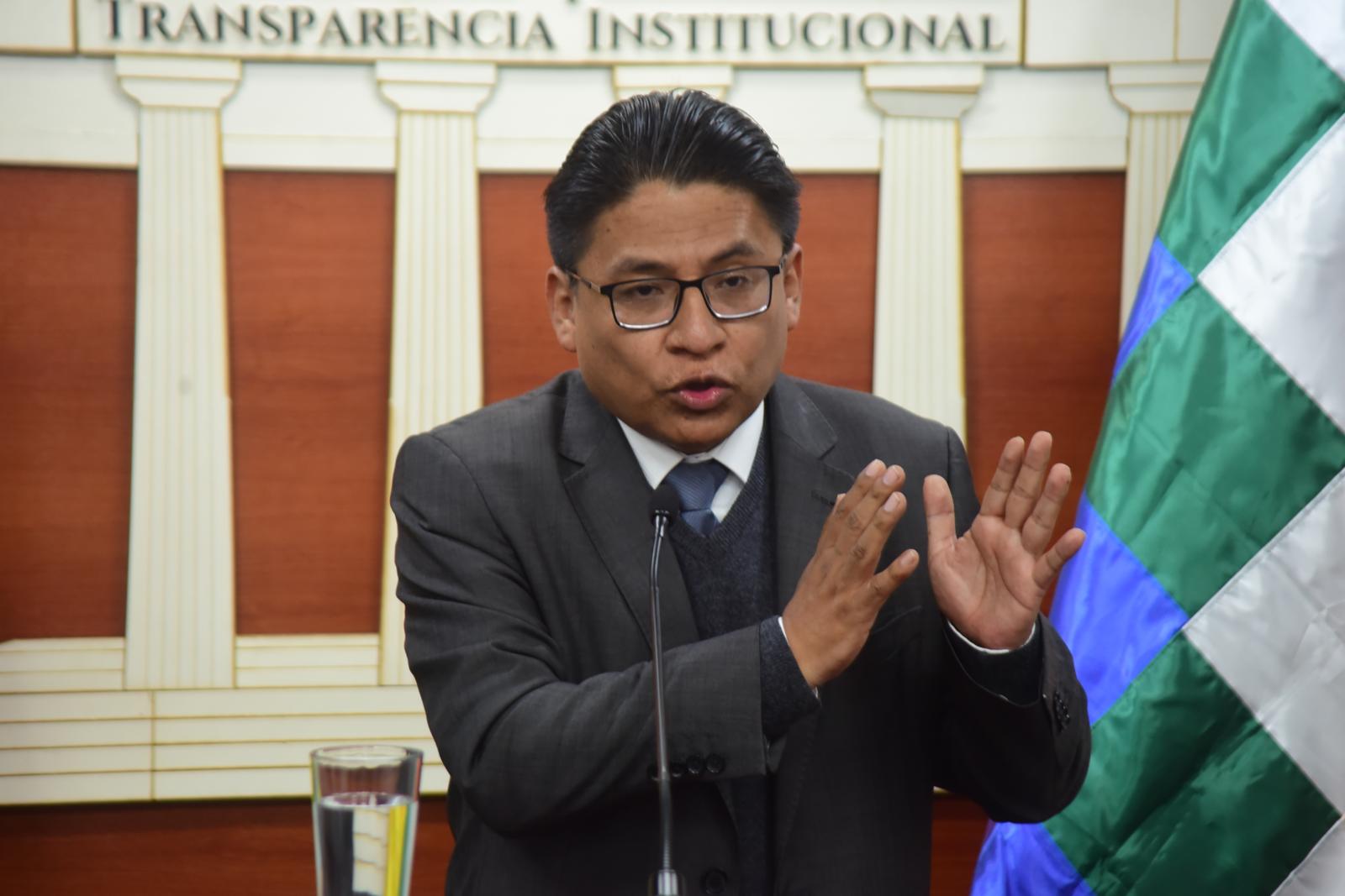 Lima afirma que la Ley de Imprenta sigue vigente y anuncia reuniones con la prensa