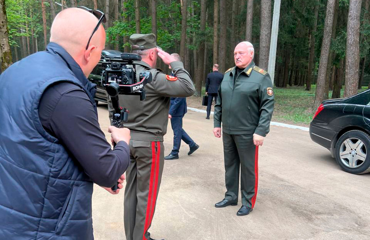 lukashenko_mano_vendada