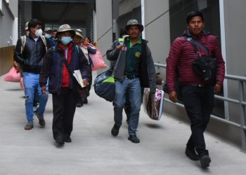 El Gobierno y marchistas definirán en noviembre el plan de reparación integral