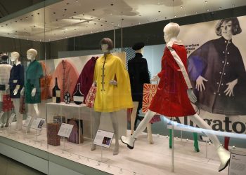 Creaciones de moda de la diseñadora Mary Quant. Foto: AFP