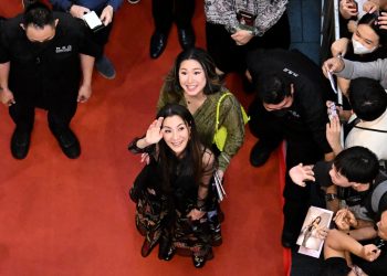 Michelle Yeoh dijo que el Oscar que ganó representa a las mujeres. Foto: AFP