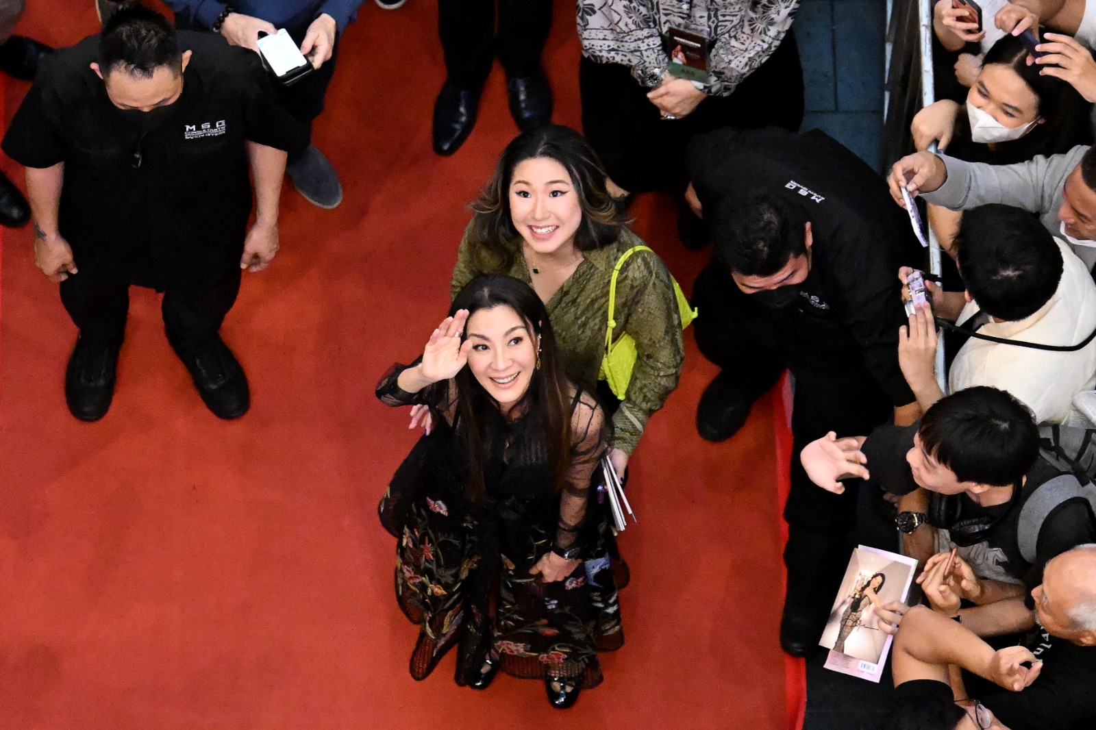 Michelle Yeoh dijo que el Oscar que ganó representa a las mujeres. Foto: AFP