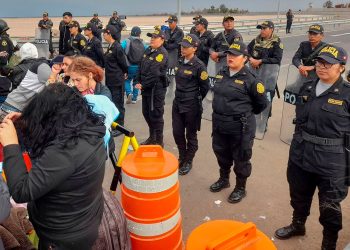 migrantes_en_frontera_peru_chile.jpg