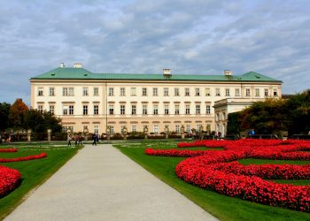 Visita al Gran Palacio de Salzburgo, templo mundial de la música