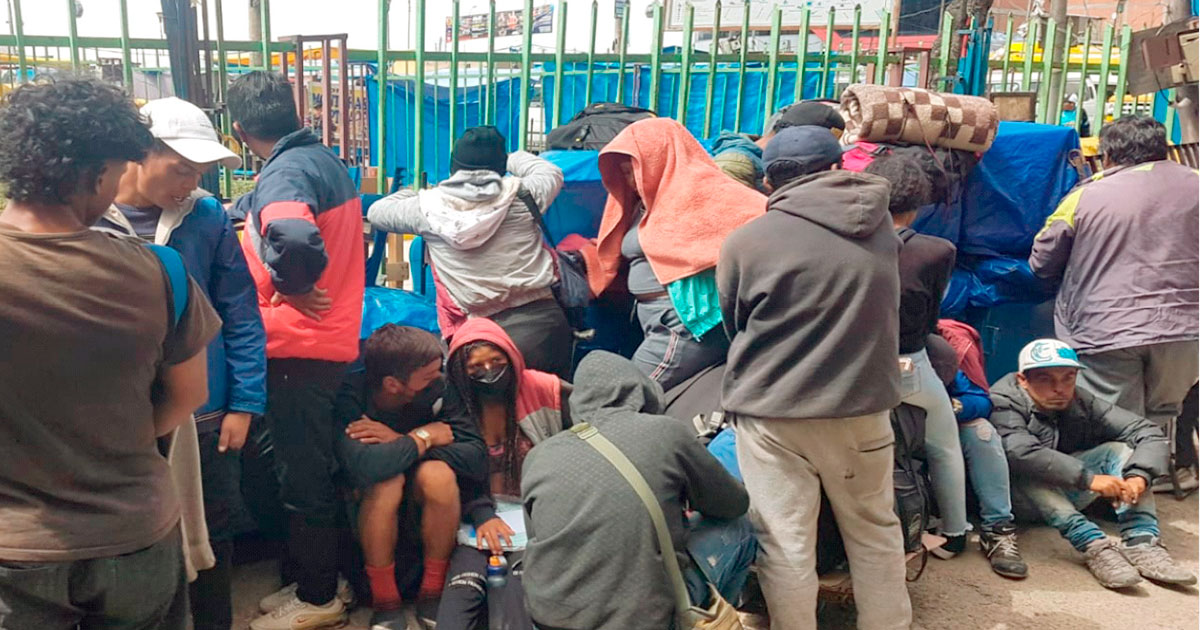 La FELCC realizó ayer dos operativos en la Ceja.