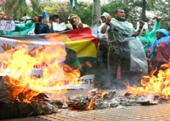 Los gremiales encabezaron las protestas en Santa Cruz.