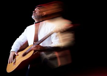 El guitarrista cruceño Piraí Vaca. Foto: Alvaro Gumucio Li