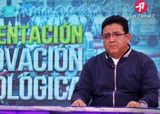 El ministro de Desarrollo Rural y Tierras, Remmy Gonzales, habla sobre los 15 programas. Foto: BTV