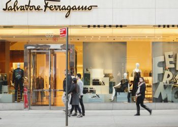 Salvatore Ferragamo registra un beneficio de $us 46 millones en nueve meses